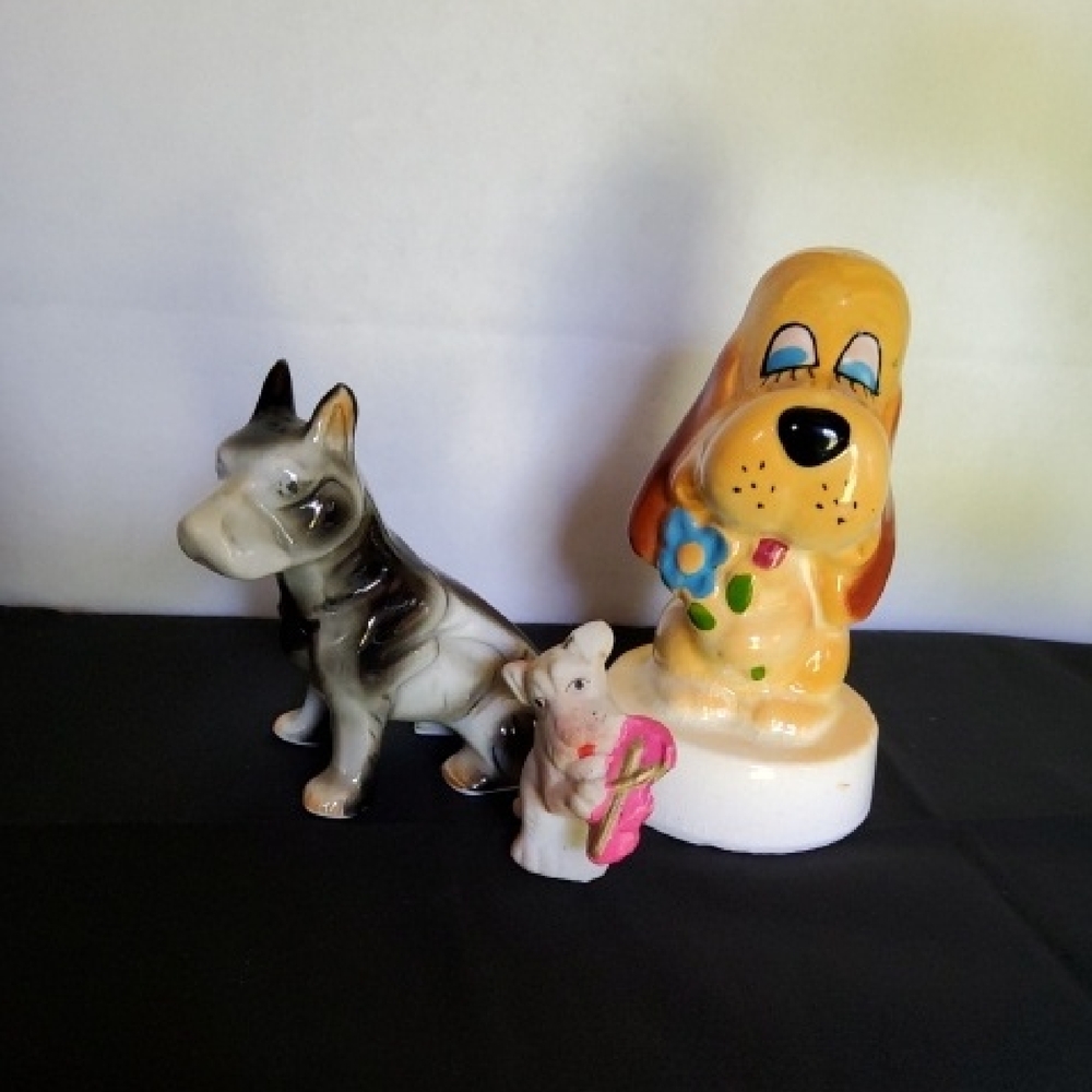 Porcelain Bundle Vintage Dog Figurines Japan.